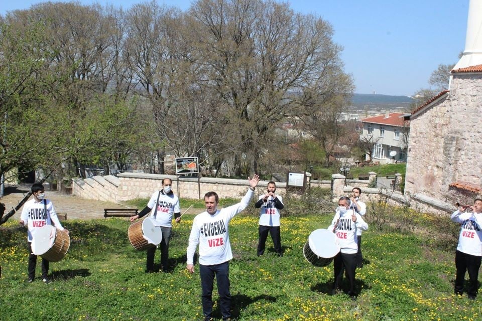Kırklareli’de “dokuz sekizlik” evde kal konseri 
