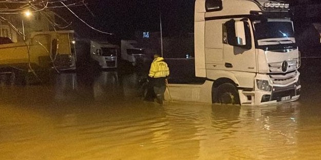 Kırklareli’de şiddetli yağış etkili oldu