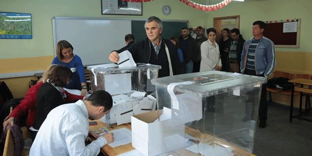 O ülke için Türkiye'de sandık başına gittiler!