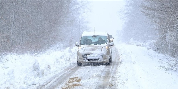 Kırklareli'yi kar esir aldı!