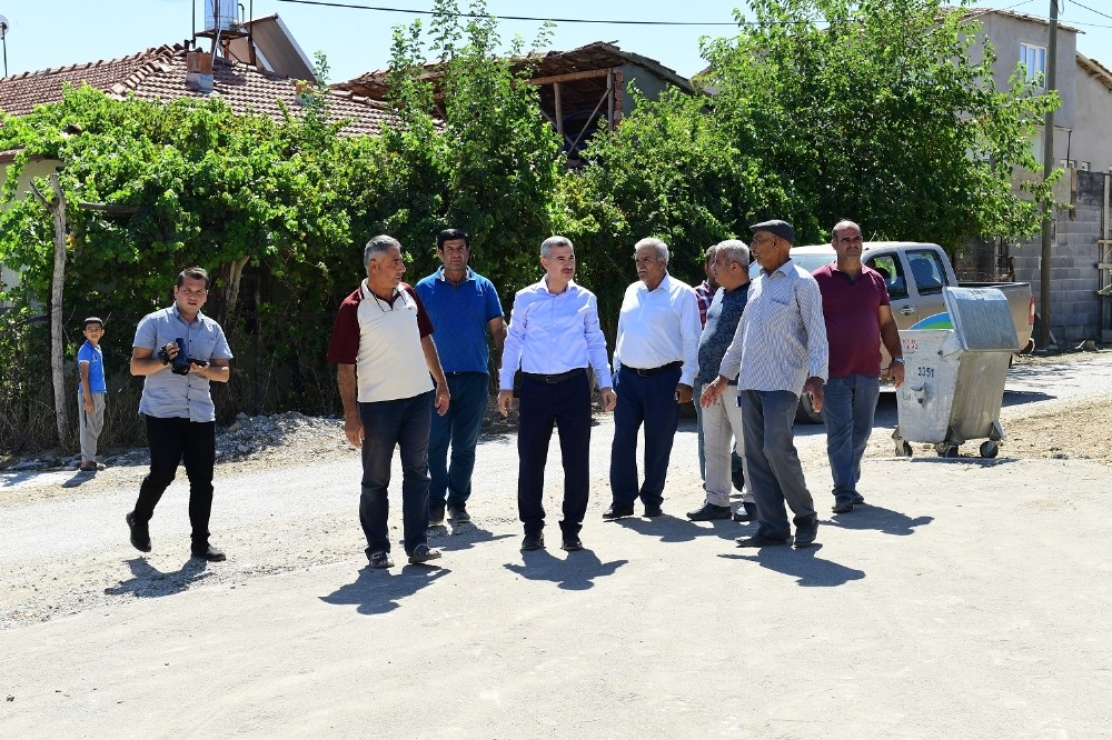 Kırkpınar mahallesinde sathi kaplama çalışması tamamladı 
