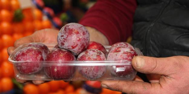 'Kırmızı erik' Diyetisyen listesinde bir numara