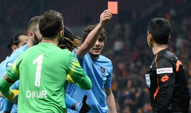 Kırmızı görenler Beşiktaş maçında oynayacak mı?