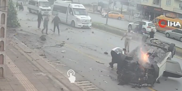 Kırmızı ışıkta geçti! 1 kişinin canını aldı, o anlar böyle görüntülendi