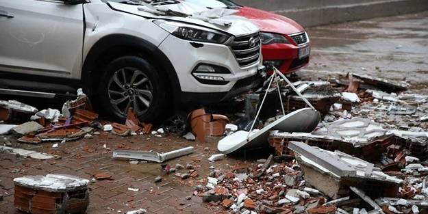 Kırmızı kodlu uyarı verilmişti! Meteoroloji duyurdu: O ilçelere kayacak