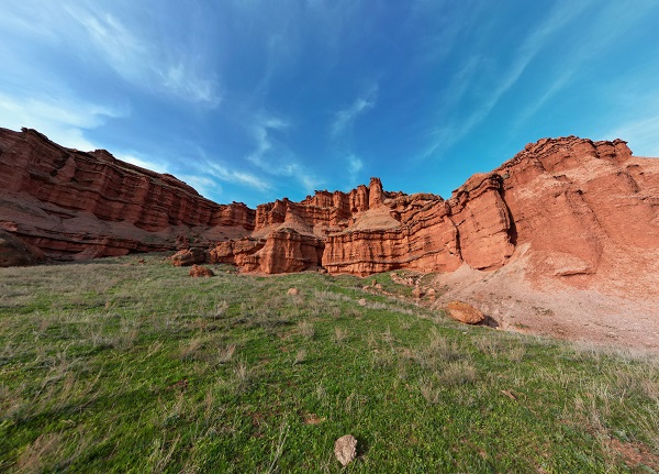 Kırmızı Periler Diyarı güzelliğiyle göz kamaştırıyor! Dikkatli bakın burası Kapadokya değil
