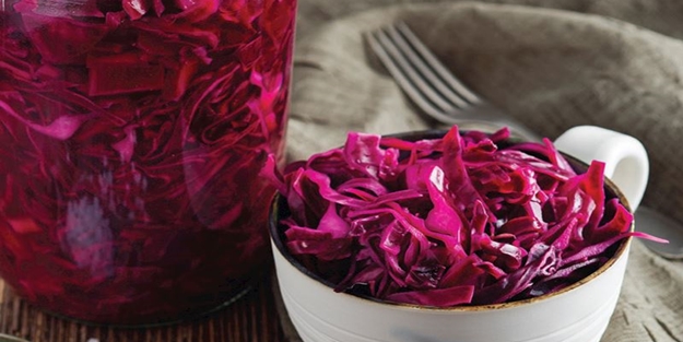 Kırmızılahana turşusu nasıl yapılır?