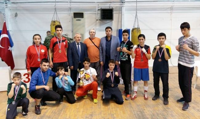 Kırşehir boks takımı şampiyon oldu