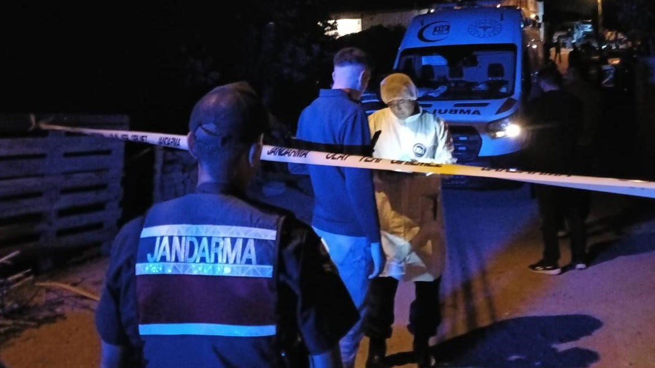 Kırşehir’de aile faciası! Anne ve babasını öldürdü