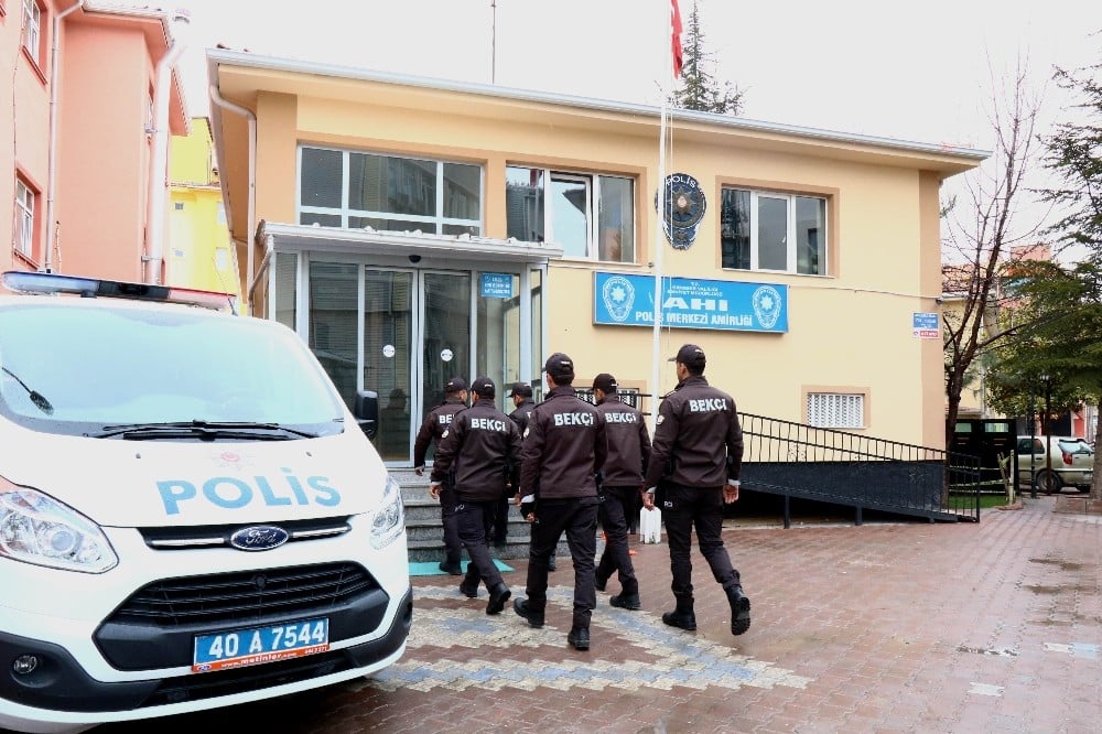 Kırşehir’de düğünlerin kontrolü bekçilerde 