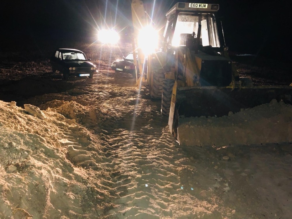 Kırşehir’de kazı yaptıkları ileri sürülen 5 kişi yakalandı 