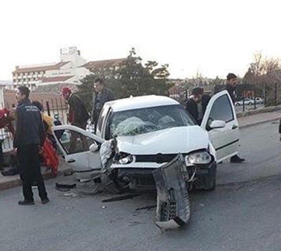 Kırşehir’de otomobilin devrildi: 1 ölü 