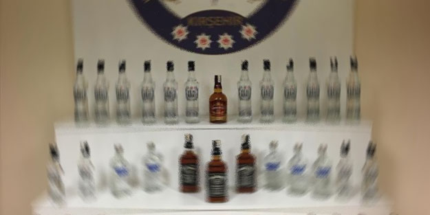 Kırşehir'de sahte içkiyi plastik su şişelerine gizlemişler