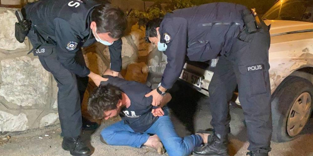 Kısıtlama sırasında, boş yolda duvara çarptı... Polisle ilginç diyalog
