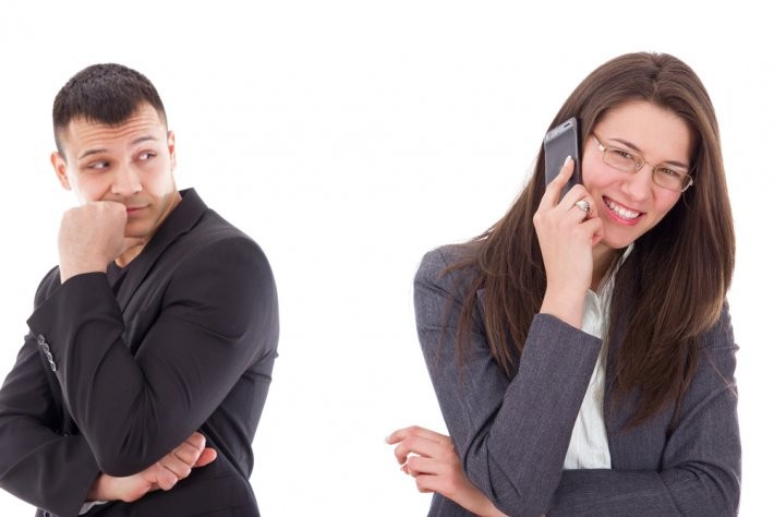 Kıskançlık kendine güvenmemenin tezahürü