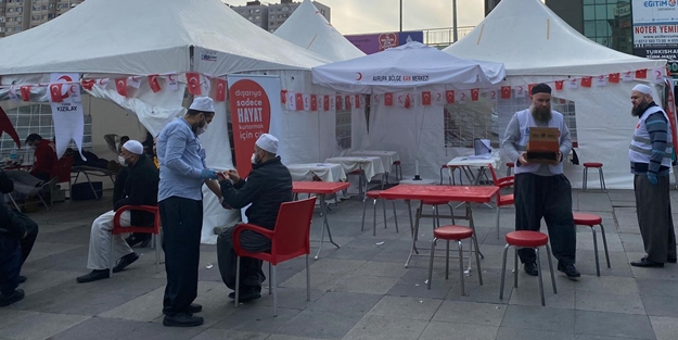 KIYAMDER'den Kızılay'a anlamlı destek! 738 ünite kan verdiler