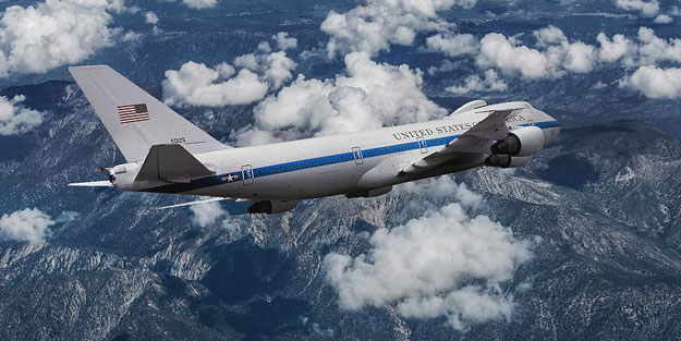 Kıyamet günü uçağı için 13 milyar dolarlık sipariş verdiler