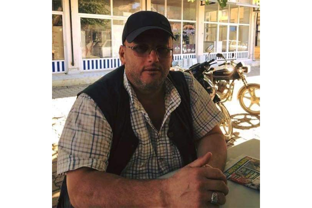 Kızgın dananın boynuz darbesi sahibini öldürdü