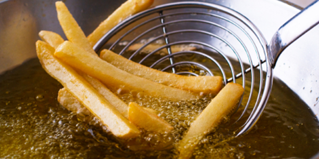 Kızgın yağa su damlayınca neden sıçrar?