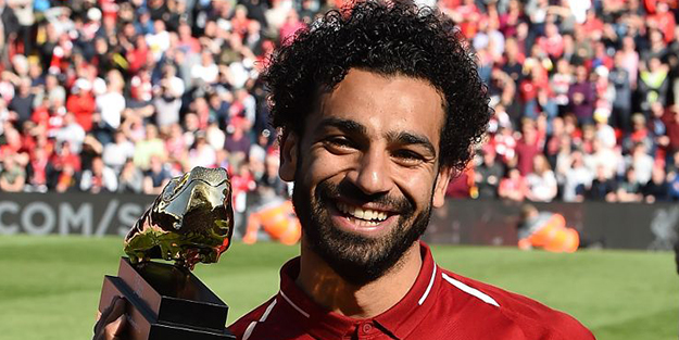 Kızı sahaya çıkınca 'Salah' yuhlandı