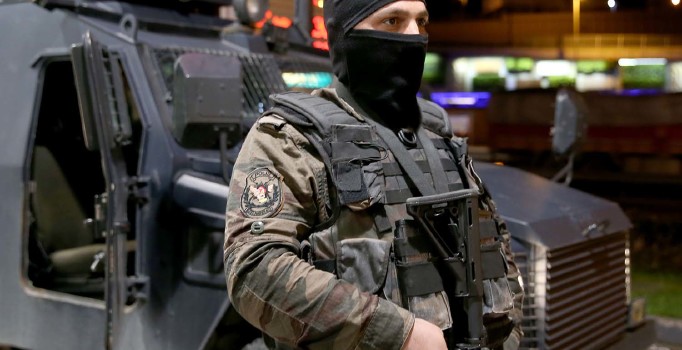 Kızılay bombacısının avukatı gözaltına alındı