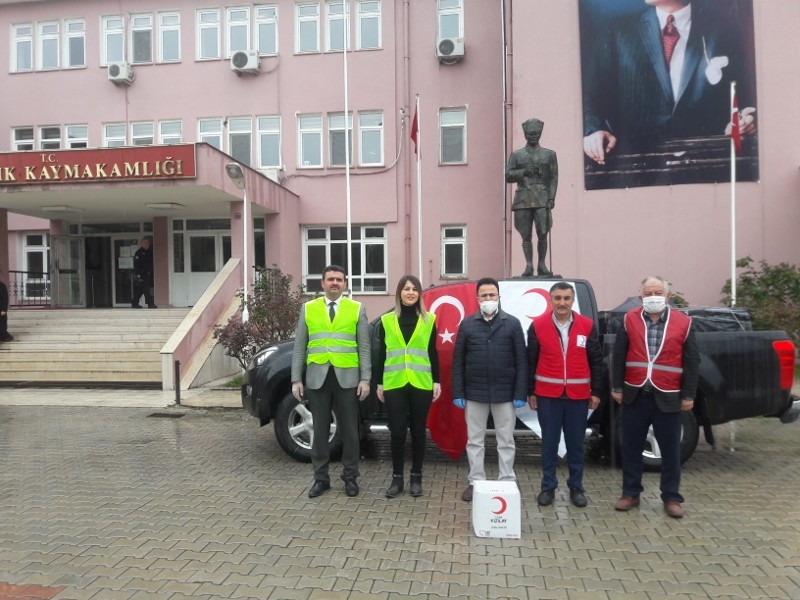 Kızılay’dan 120 gıda yardım paketi 
