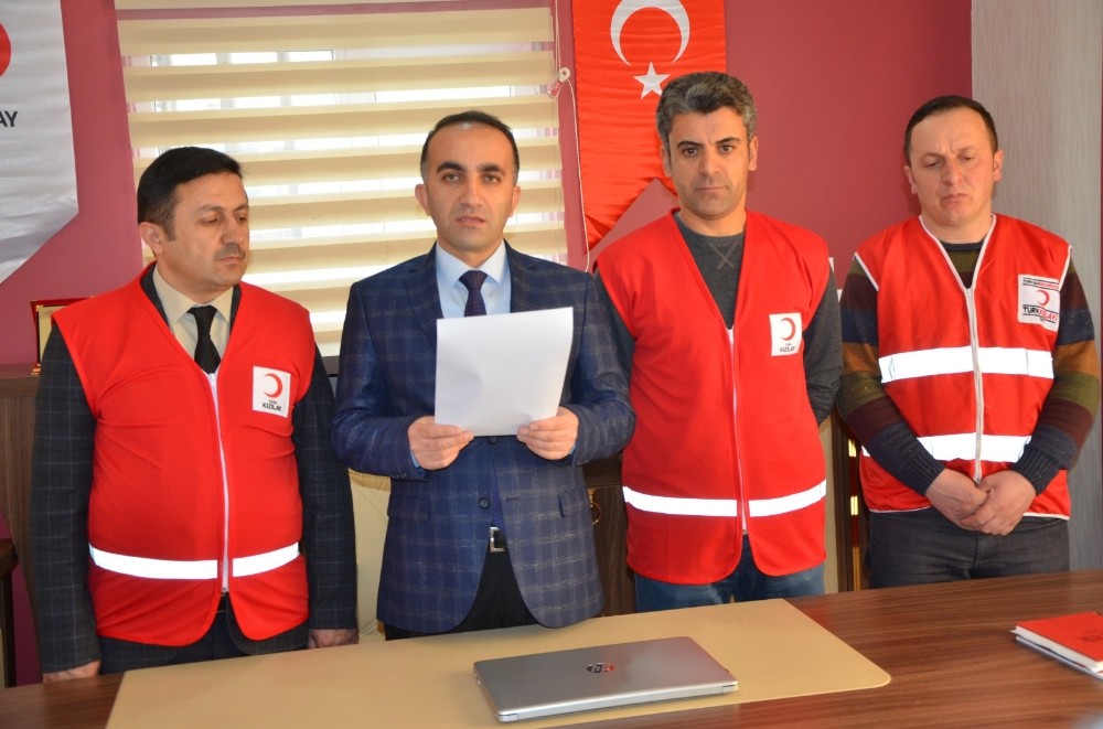 Kızılaydan depremzedeler için yardım kampanyası 