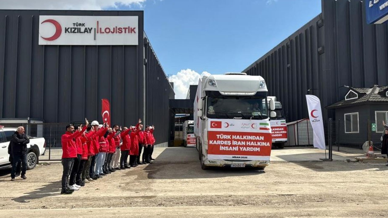 Kızılay’dan İran’a 48 tonluk insani yardım