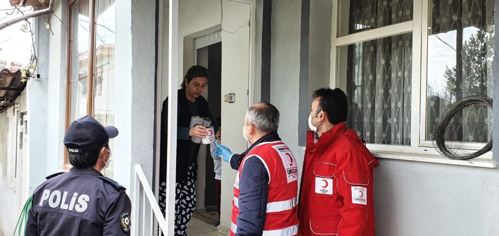 Kızılay’dan korona ile mücadeleye destek 