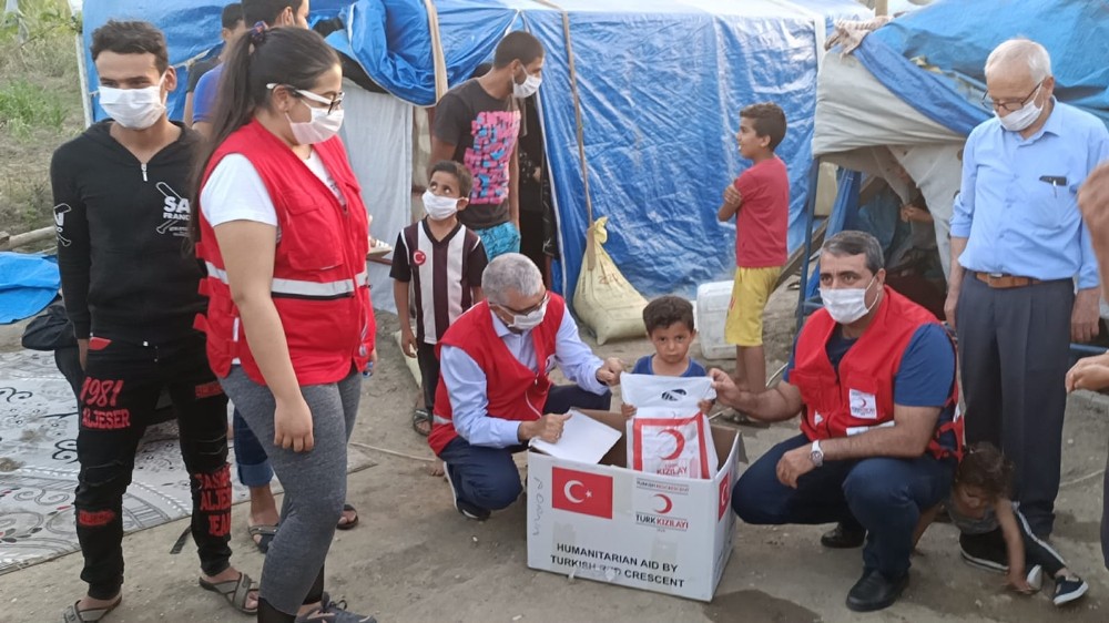 Kızılay’dan tarım işçilerine gıda yardımı 