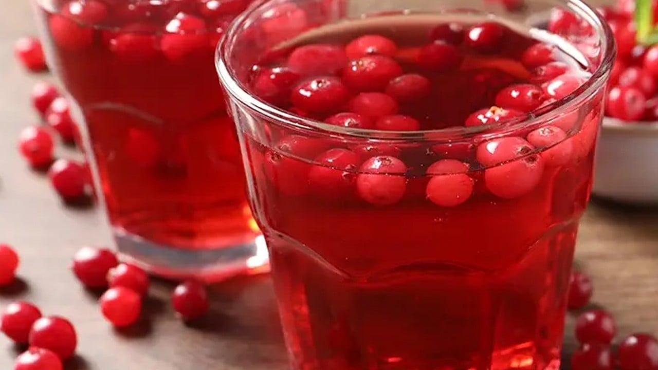 Kızılcık suyu hem karaciğeri tertemiz yapıyor, hem de toksinleri uzaklaştırıyor!