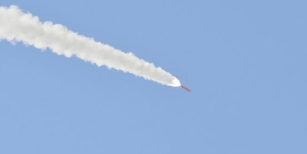 Kızıldeniz'de sıcak saatler: O ülkenin tankeri vuruldu