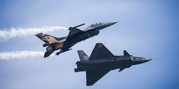 KIZILELMA havacılıkta ilki başardı