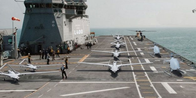 Kızılelma ve Bayraktar TB3, TCG Anadolu Gemisi pistinde