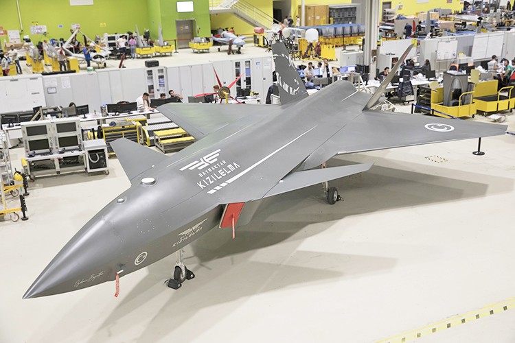 Kızılelma'nın seri üretimine başlanıyor... Türk savunma sanayisi 2024'te hız kesmeyecek