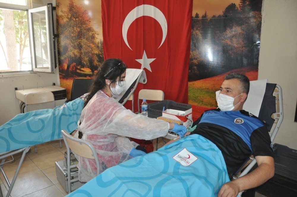 Kızıltepe emniyetinden kan bağışına destek 