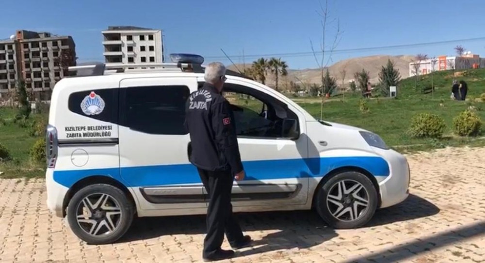 Kızıltepe polisi vatandaşları Türkçe ve Kürtçe uyarıyor 