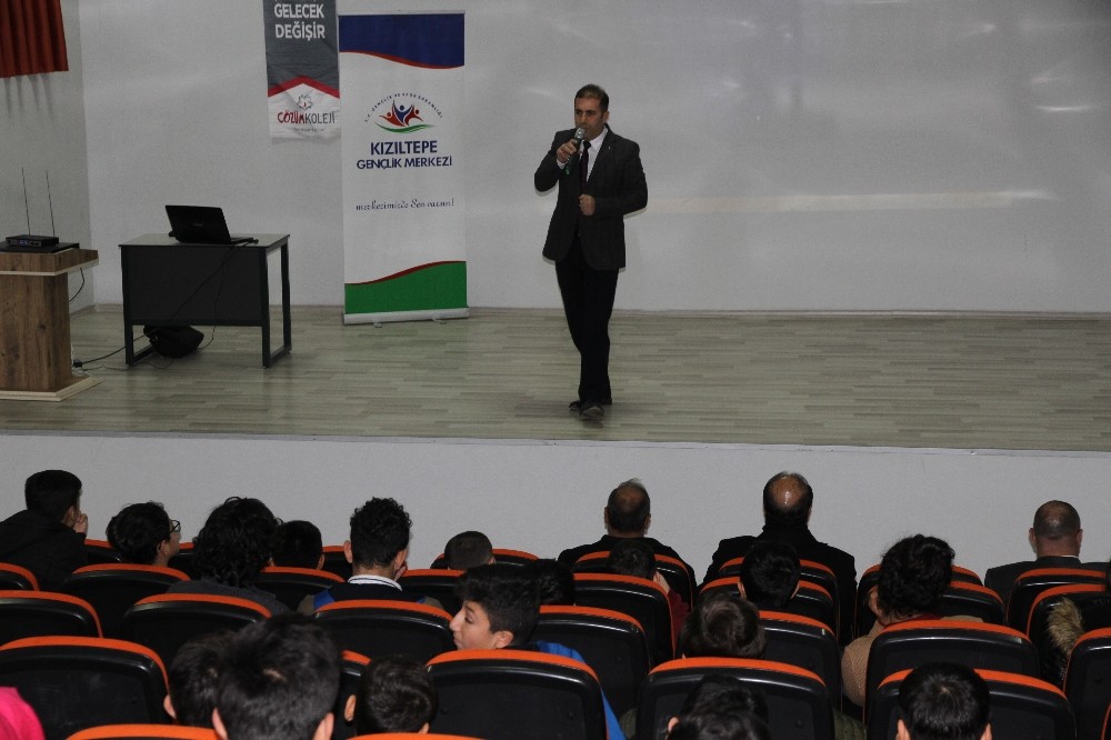 Kızıltepe’de gençler dijital bağımlılık hakkında bilinçleniyor 