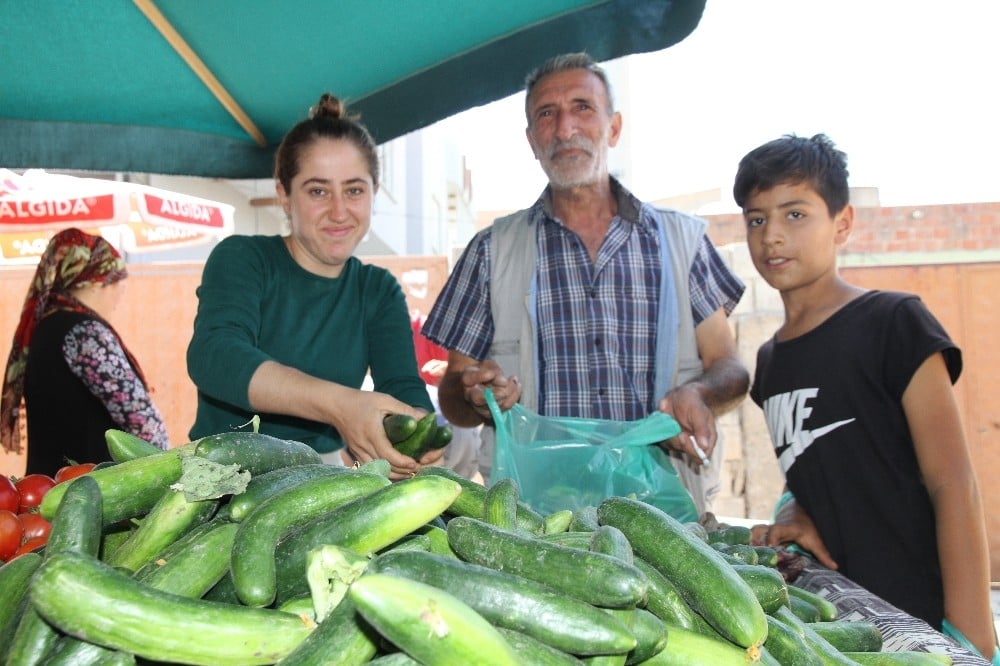 Kızıltepe’de kadın pazarcıların ekmek mücadelesi takdir topluyor 