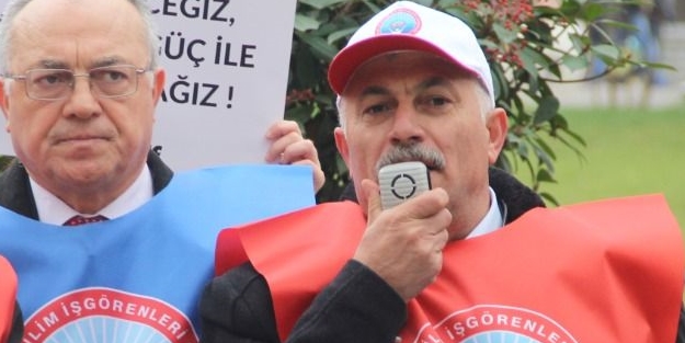 Kızları okutturmayan yasakçı kafa, utanmadan kumpaslarını ortaya çıkaran Akit'i kınadı!