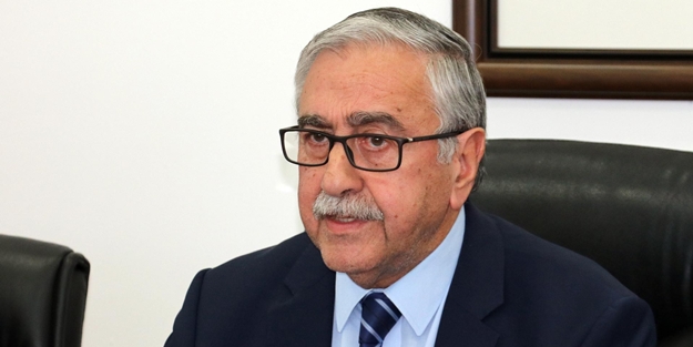 Mustafa Akıncı'ya sert tepki: Türk milleti haddini bildirecek!