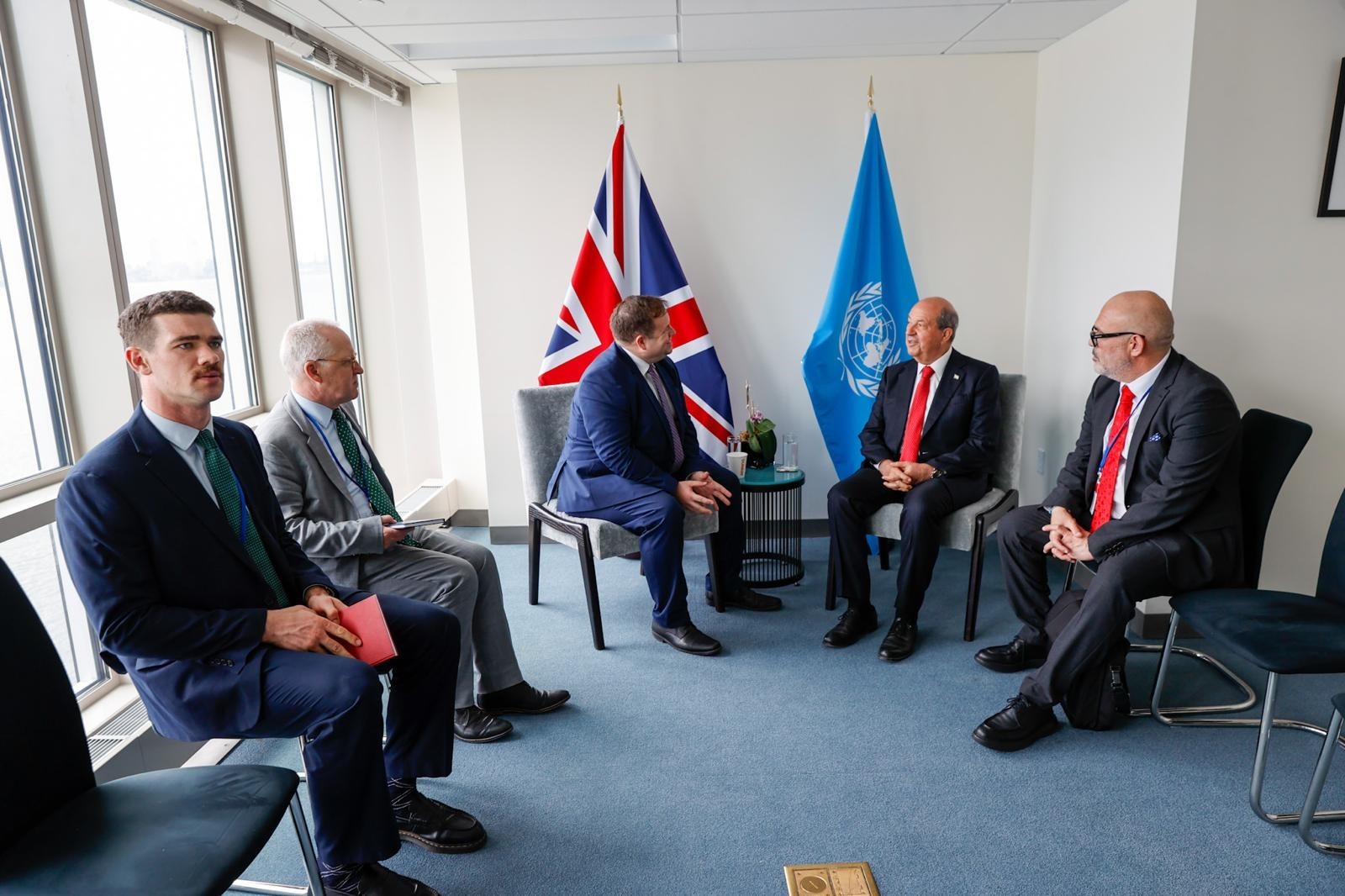 KKTC Cumhurbaşkanı Tatar, İngiltere'nin Avrupa ve Kuzey Amerika'dan Sorumlu Devlet Bakanı Doughty ile görüştü