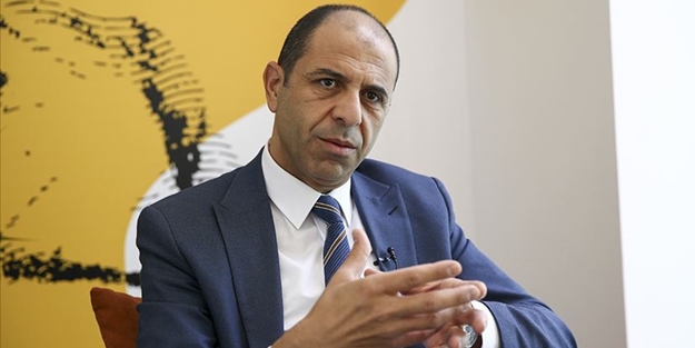 KKTC Dışişleri Bakanı Özersay'dan Yunan gazeteciye konuştu: Misilleme yapacağız!