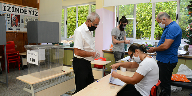 KKTC'deki seçimlerde 'hayır' çıktı