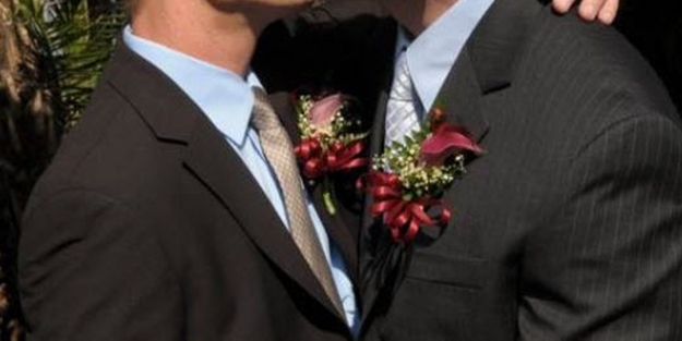 KKTC’de ahlâksız yasaya onay!