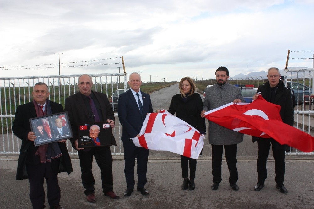KKTC’li milletvekillerinden İHA’ların konuşlandığı Geçitkale Havaalanı’na ziyaret 
