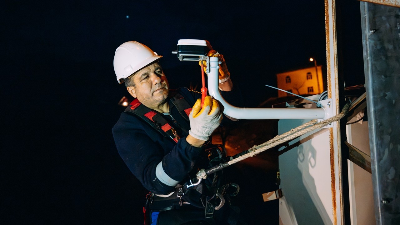 Klasik dönem sona eriyor! Elektrik sayaçlarında uydulu çözüm