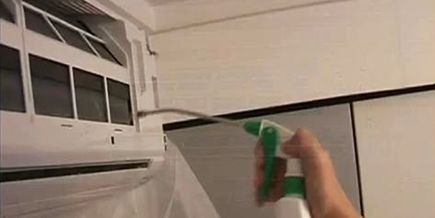 Klimayı yıkamaya çalışırken öldü!