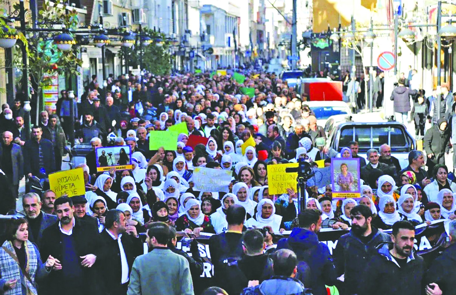 Kobani olaylarından ders almayanlar yine sokakları geriyor! Ateşle oynamayın
