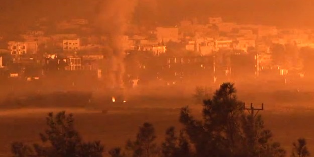Kobani'de geceyi gündüz eden patlama